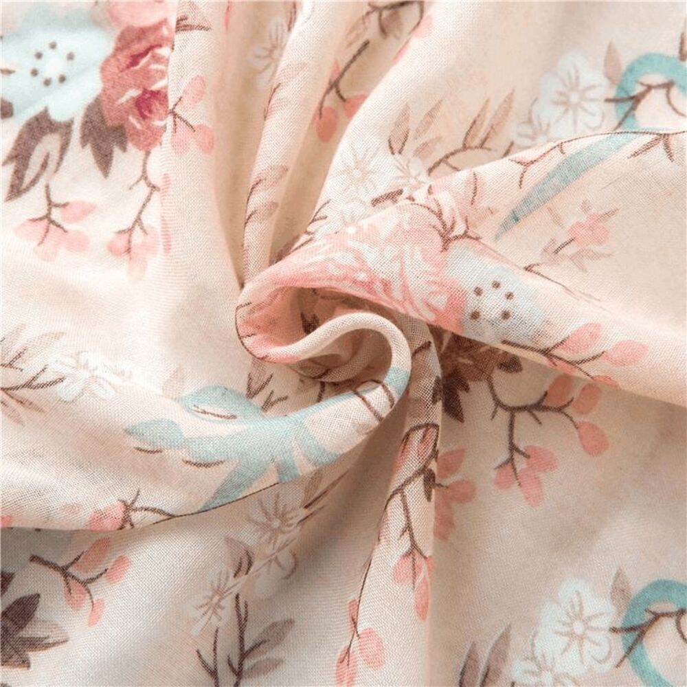 Ladies Pink Flower Scarf - Picture 7 of 8